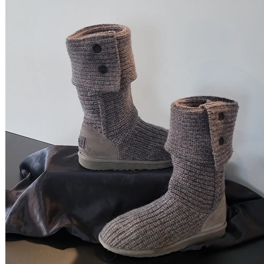 UGG Australia Cardy Grey Knit Tall Button Boots 5819 Womens‎ Size 7
